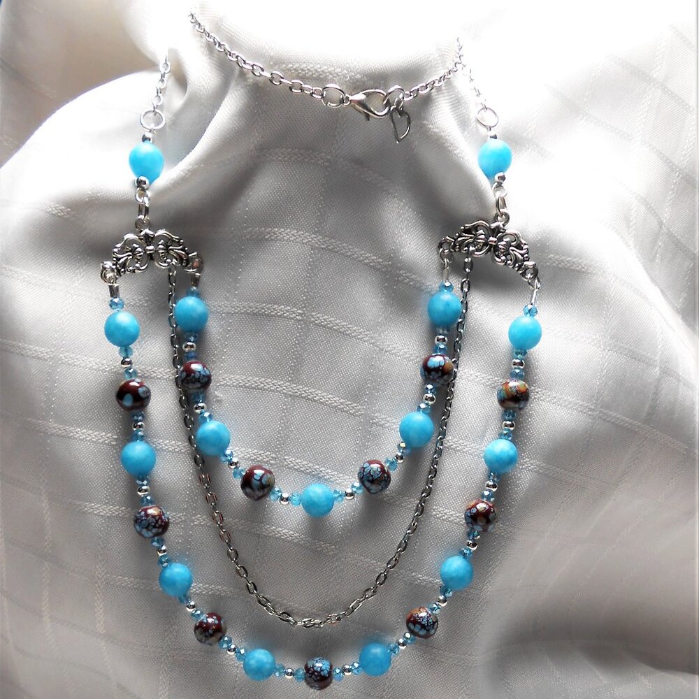 No700 Handmade necklace, bracelet and earrings with polished stones